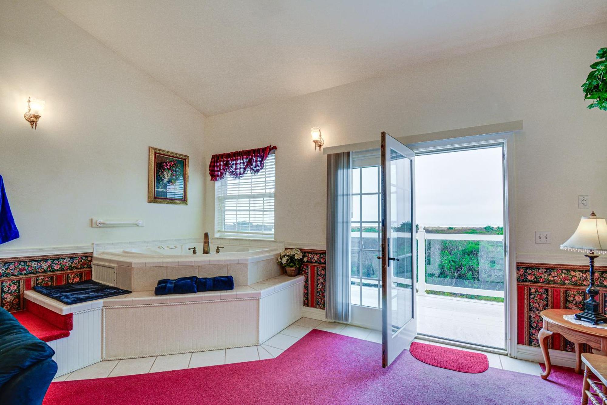 Ocean Shores Condo Rental With View - Walk To Beach! Zewnętrze zdjęcie